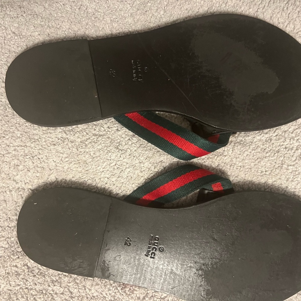WOMENS Gucci sandals size 10